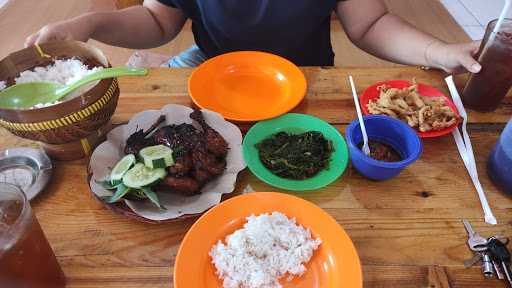 Ayam Bakar Pak D Sidokare 4