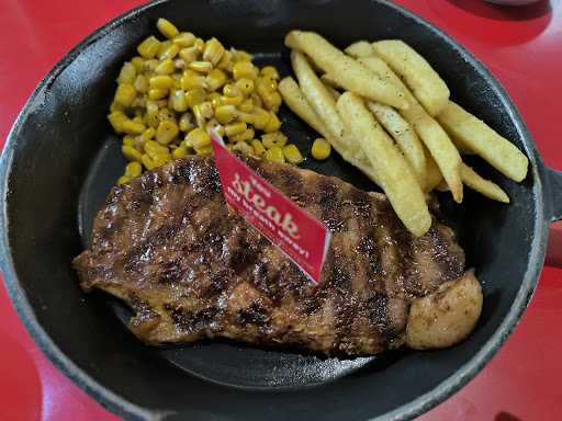 Steak Hotel By Holycow! Tkp Semarang 7