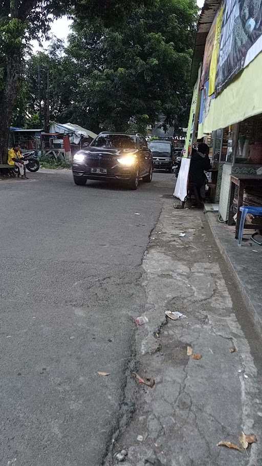 Rumah Makan Roda Minang 1