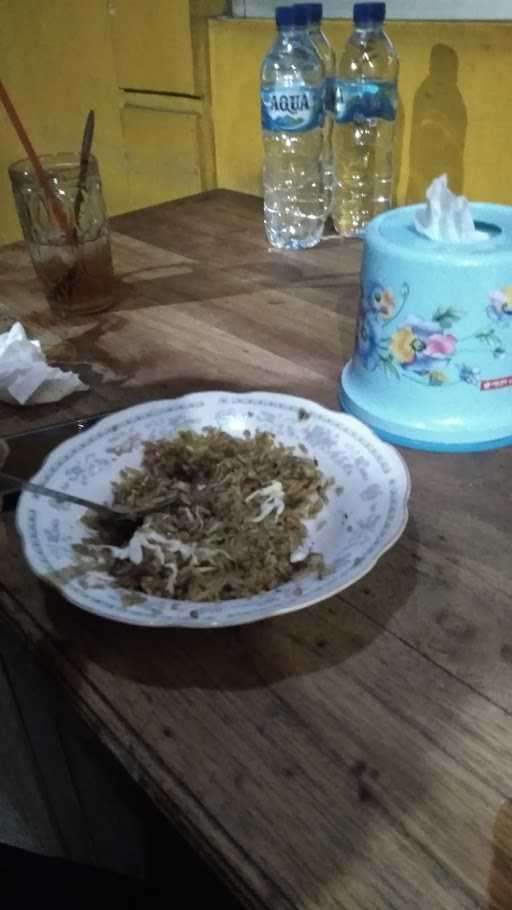 Warung Makan  Tombo Kangen  2