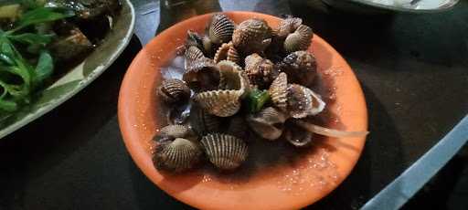 Warung Seafood Rizquna Semarang 7