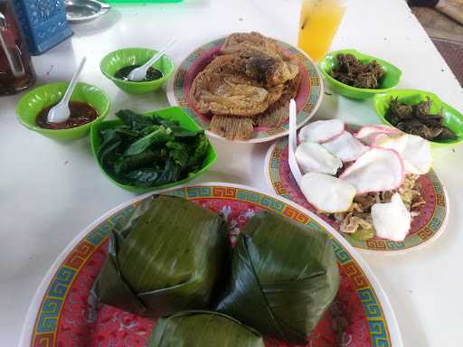 Saung Awi 4