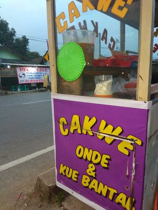 Cakwe & Kue Bantal Putra Sunda 1