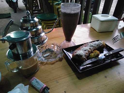 Cafe Bebeb 4