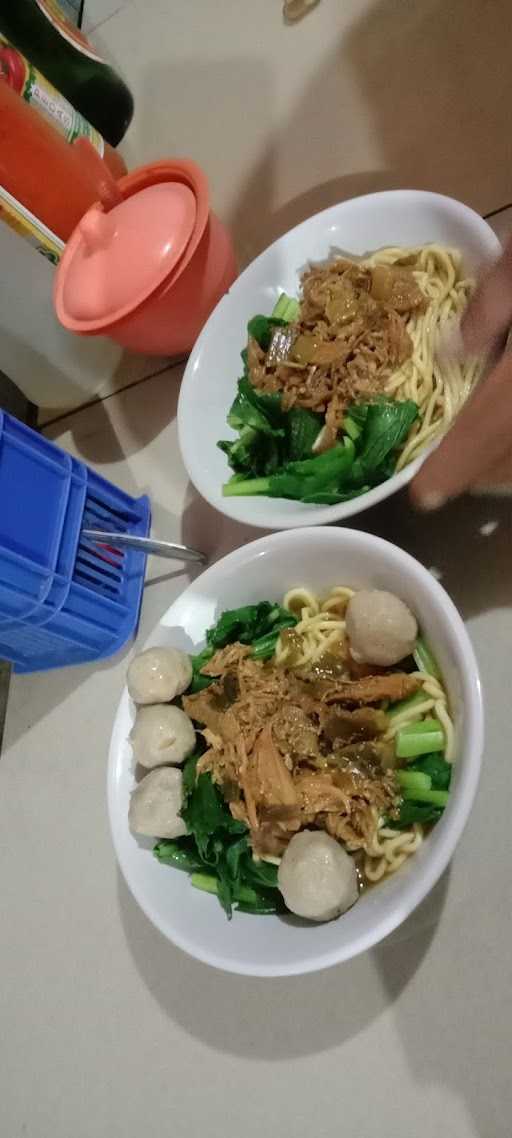 Bakso & Mie Ayam Miroso 4