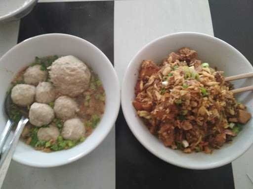 Mie Ayam & Mie Bakso Pakdhe 1