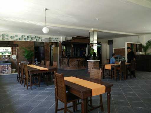 Mojang Pasundan Restoran 7