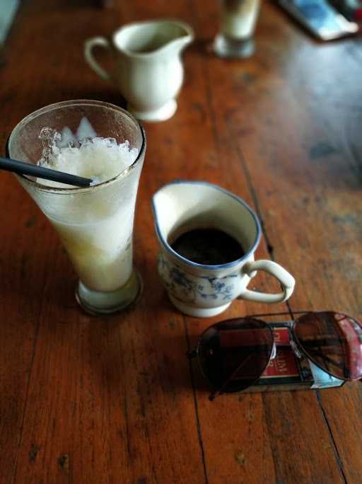 Fresh Coffee & Angkringan 5