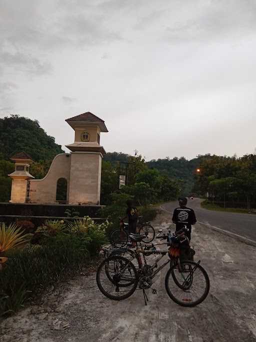 Angkringan P.Man Taman Gunungkidul 10