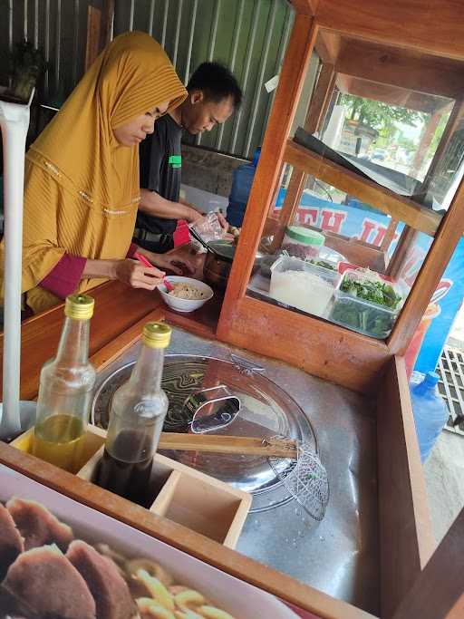 Mie Ayam & Bakso Tetelan Putro Manis  Tugu Cawas 4