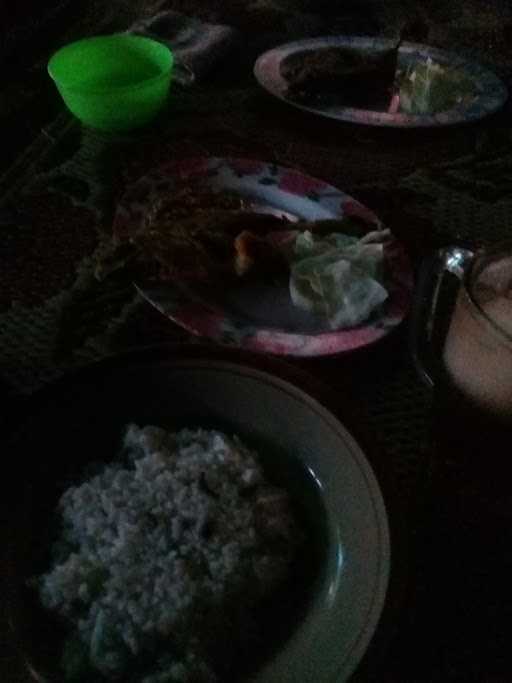 Nasi Uduk Nazwa Khas Lamongan 1