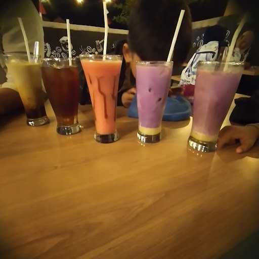 Sendja Coffe N Eatery 6