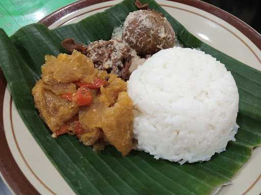 Gudeg Adem Ayem 2 9