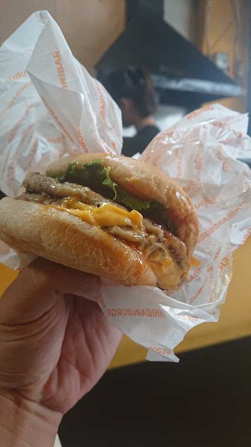 Ini Burger Rawasari 8