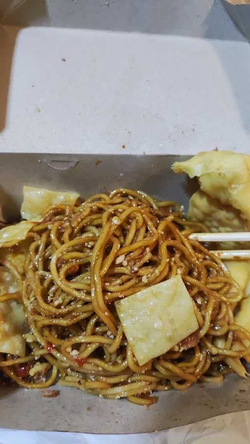 Mie Gacoan Jakarta - Cempaka Putih 5