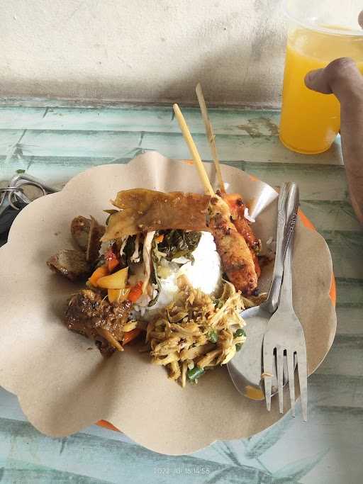 Nasi Campur Bali Ibu Dewi 4