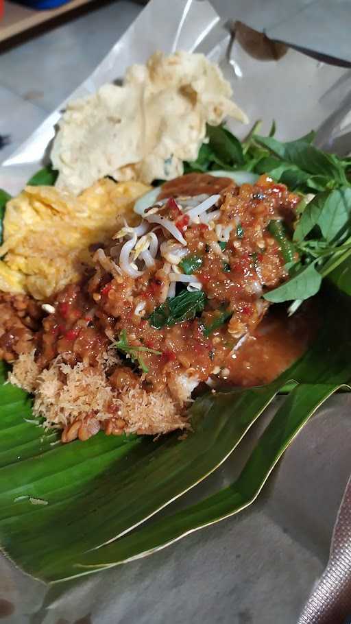 Nasi Pecel Khas Madiun Mas Peno 10