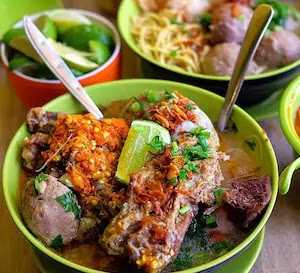 Bakso Samrat Solo - Cempaka Putih 10