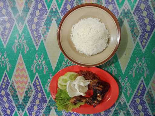 Ayam Bakar Azka 9