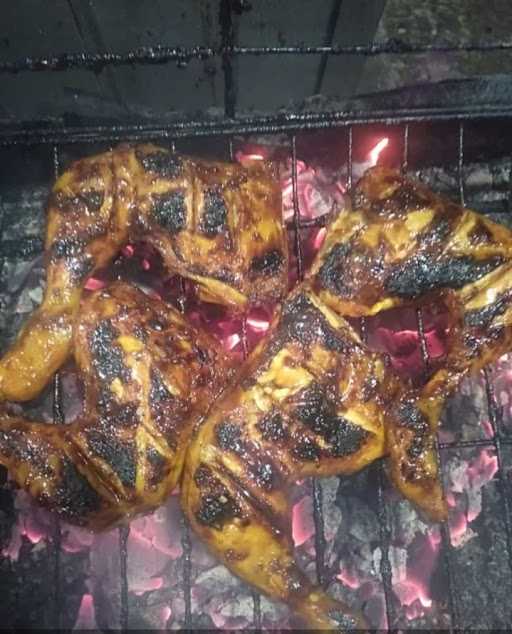 Ayam Bakar Azka 1