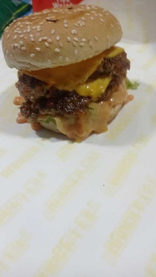 Burger Life 3