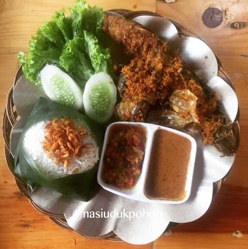 Nasi Uduk Pohon 8