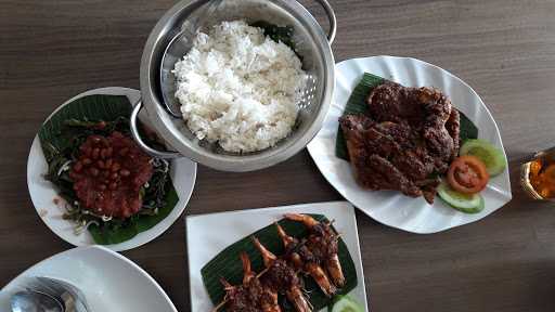 Resto Ayam Taliwang Mbok Lombok 9