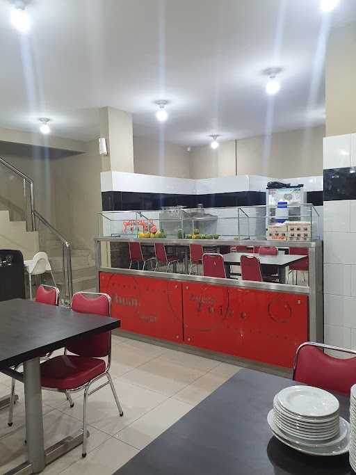 Rumah Makan Sederhana 5