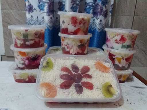 Salad Buah K.Elin 8