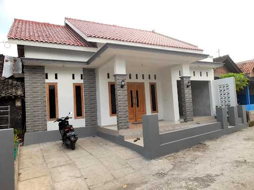 Rumah Queensha 2