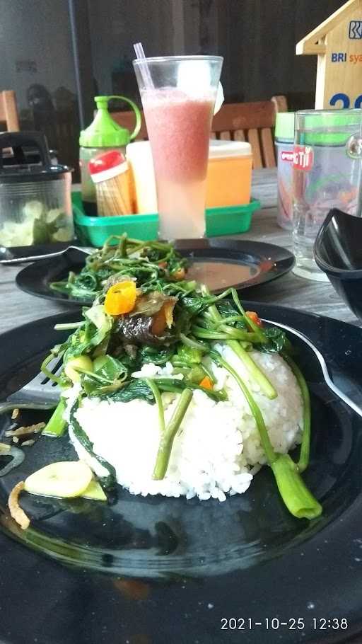 Seafood Banyuwangi & Lamongan Pecel Lele Utara 10