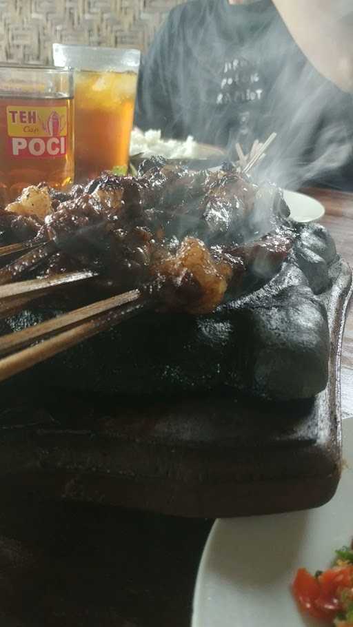 Sate Kambing Pak Jono 1