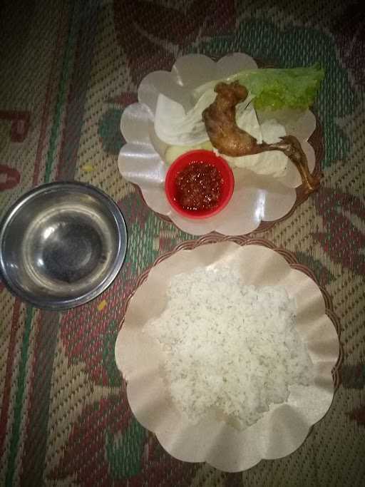 Warung Makan Pecel Lele Suka-Suka 8