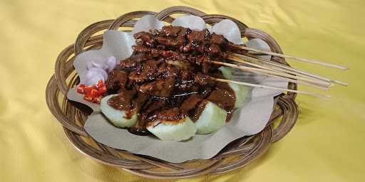 Warung Sate Bu Maryatizen 1