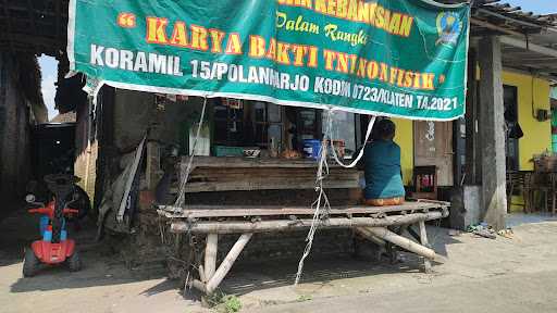 Warung Sosis Bu Sri 5