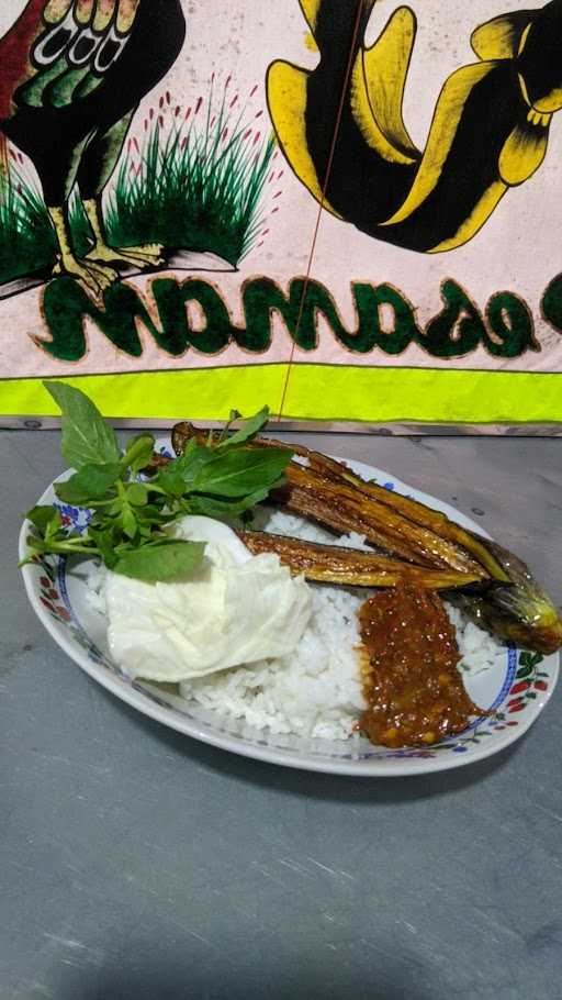 Pecel Lele Podo Moro 1