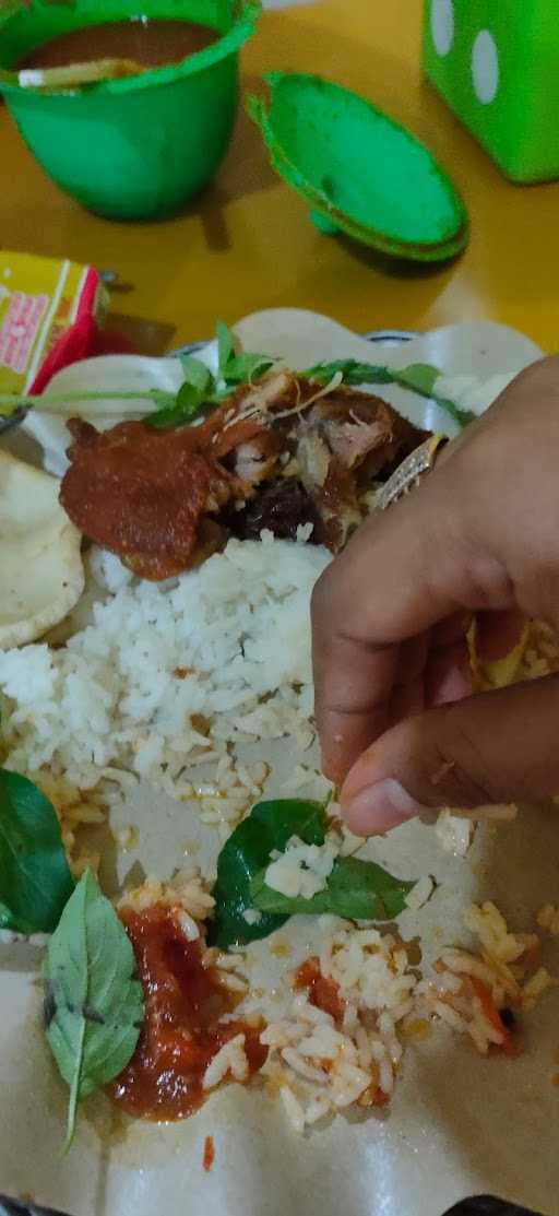 Bebek Dan Ayam Goreng Purnama 1