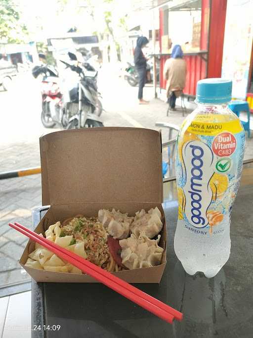 Mie Ndromoss Outlet Cerme 8