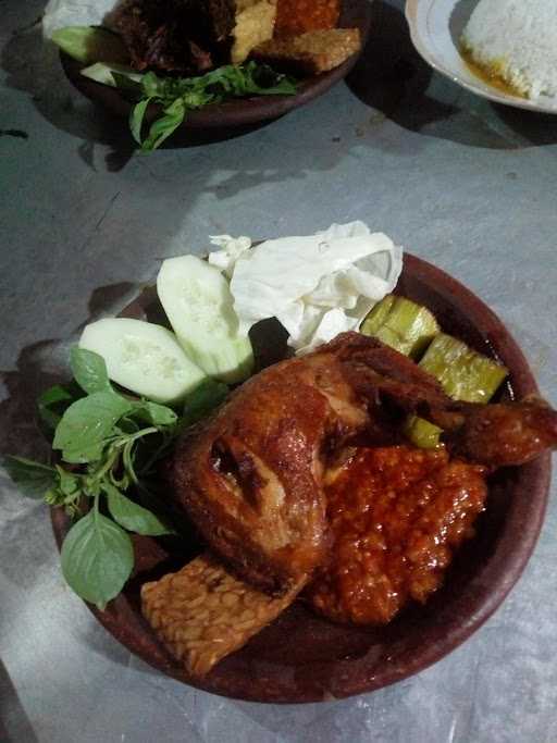 Warung Mie Ayam Bu Amir 8