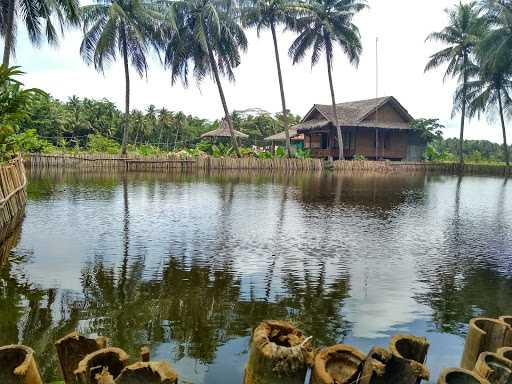 Kolam Pancing & Caffe Tuanmuda 8