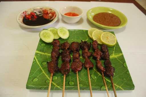 Resto Sate Pisan 2