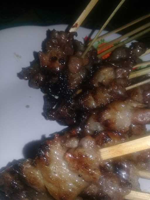 Sate Ayam Dan Sop Ruhyat 1