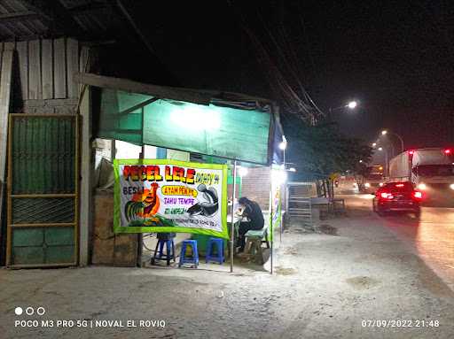 Warung Pecel Lele & Ayam Luthfy 94 9