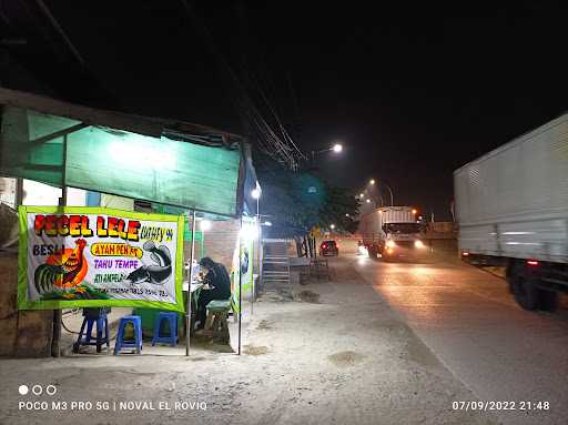 Warung Pecel Lele & Ayam Luthfy 94 8