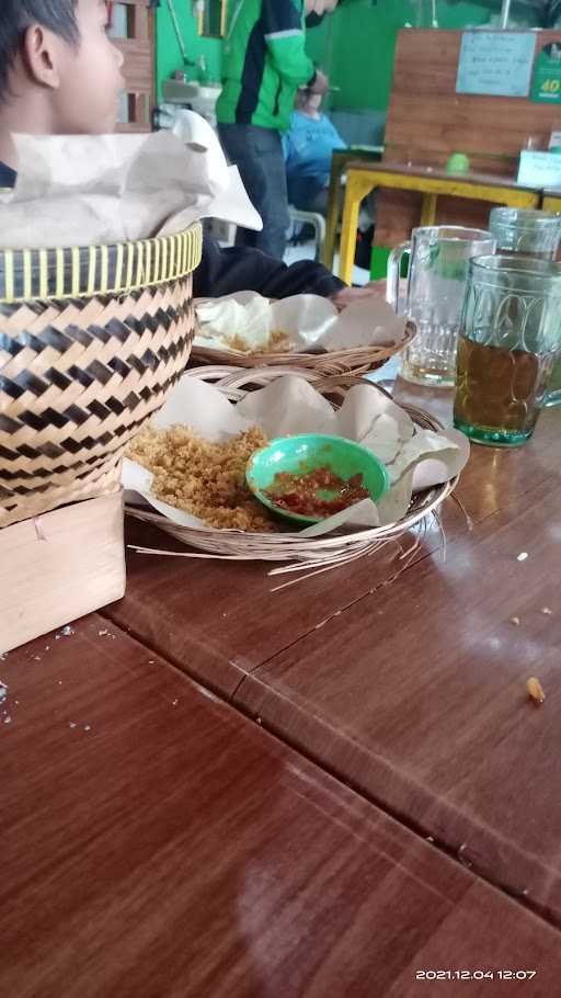 Ayam Goreng Kremes Sari Sunda 7