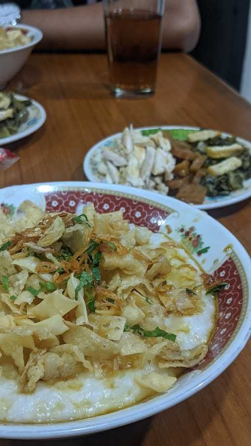 Bubur Ayam Pengkolan Odeon 10