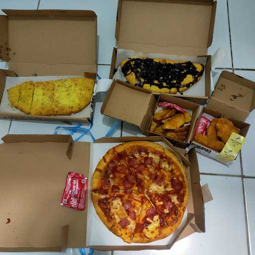 Domino'S Pizza 3