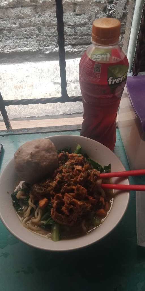 Mie Ayam Bakso Katineung 1