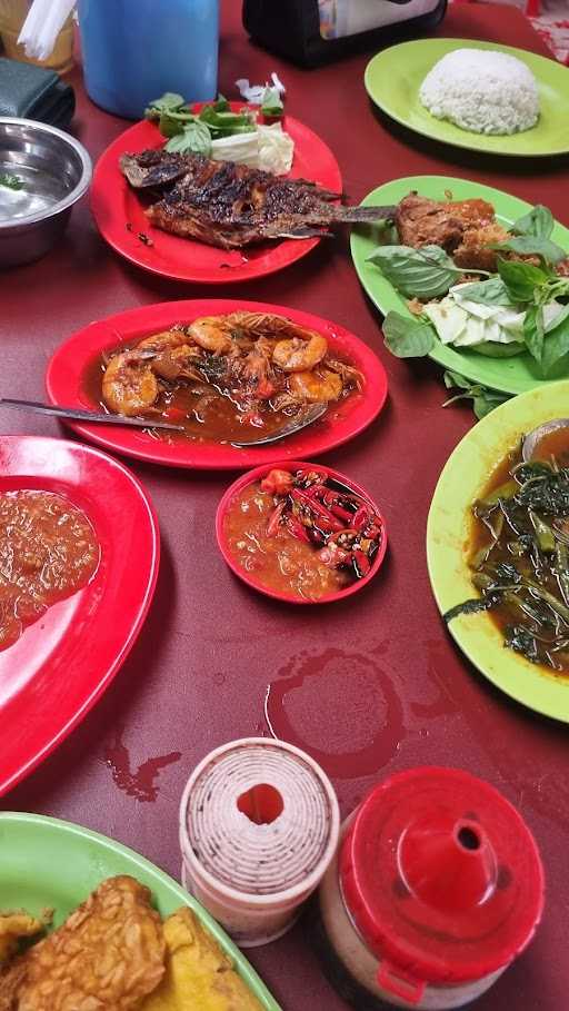 Pecel Lele Aneka Rasa Nasi Uduk 9