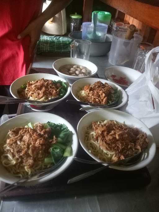 Baso Bowociawi 5